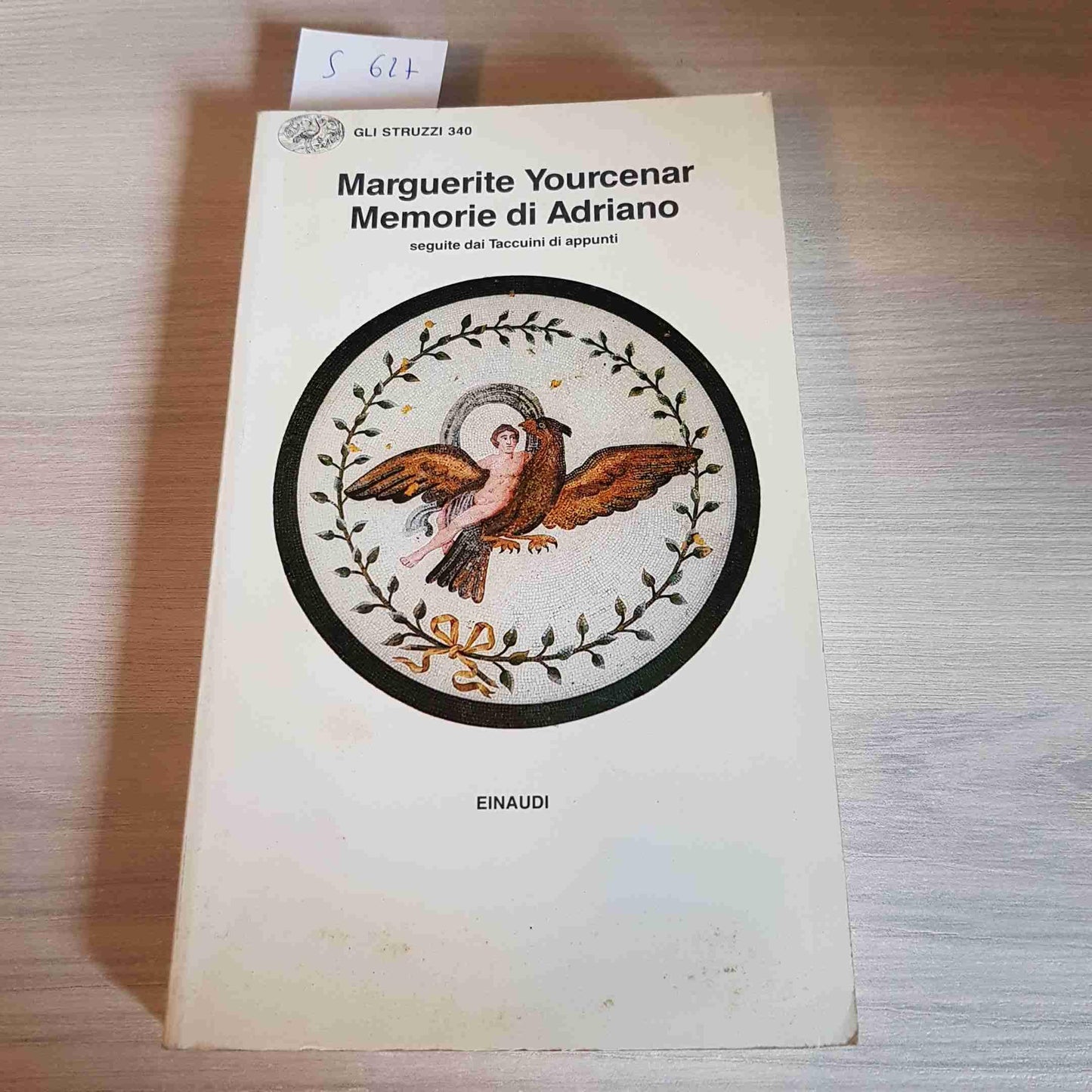 memorie di adriano. seguite da taccuini di appunti (gli struzzi)