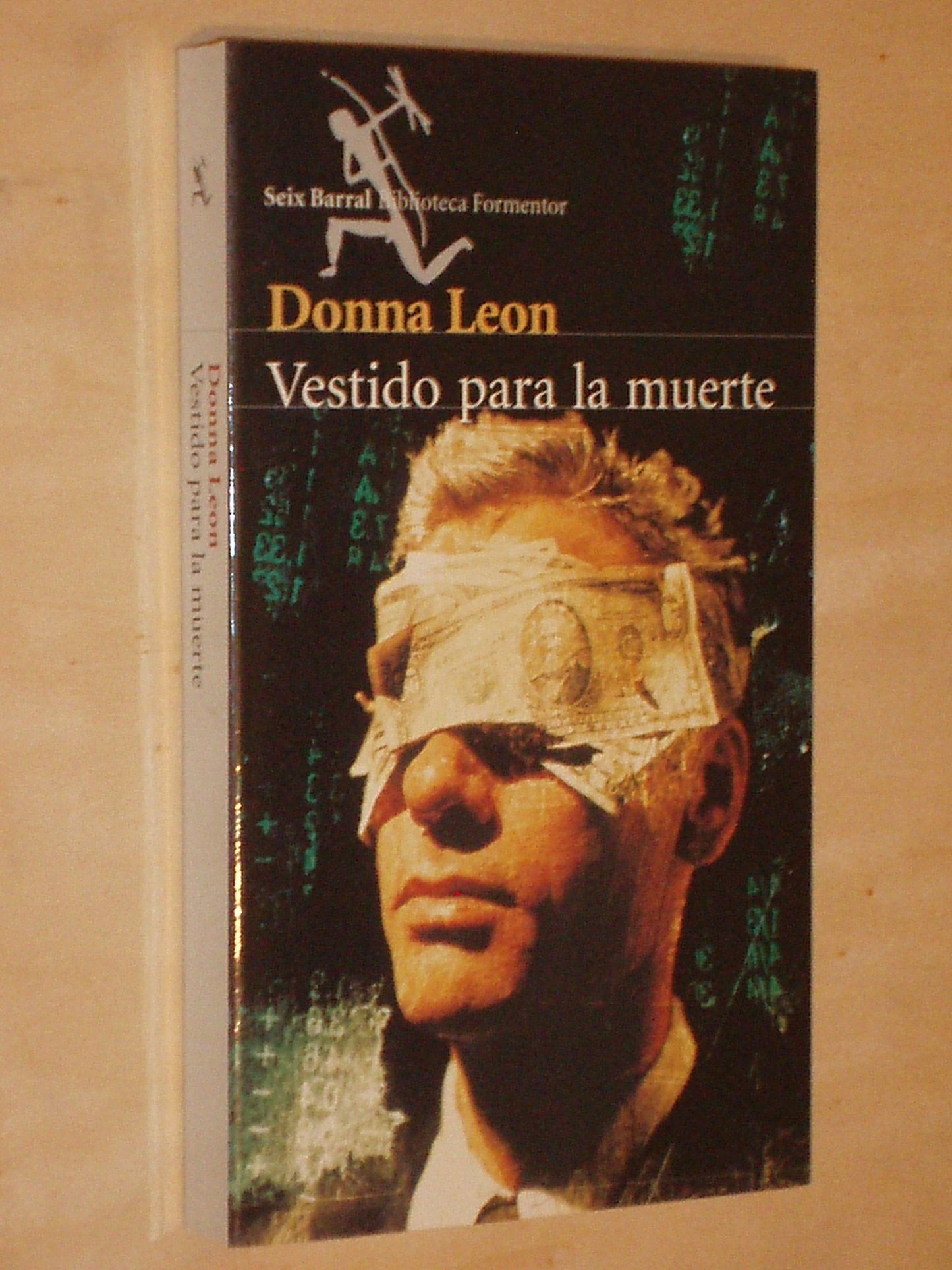 vestido para la muerte (crimen y misterio)