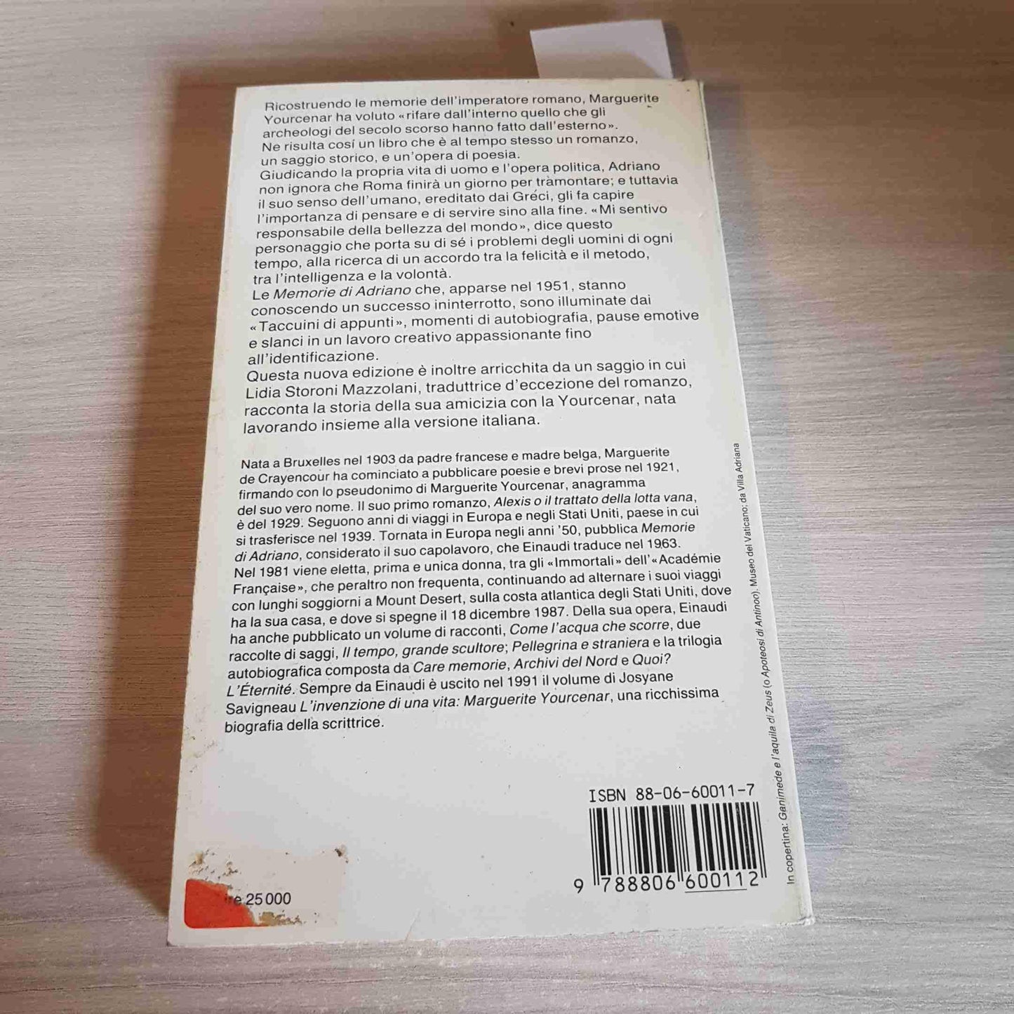 memorie di adriano. seguite da taccuini di appunti (gli struzzi)