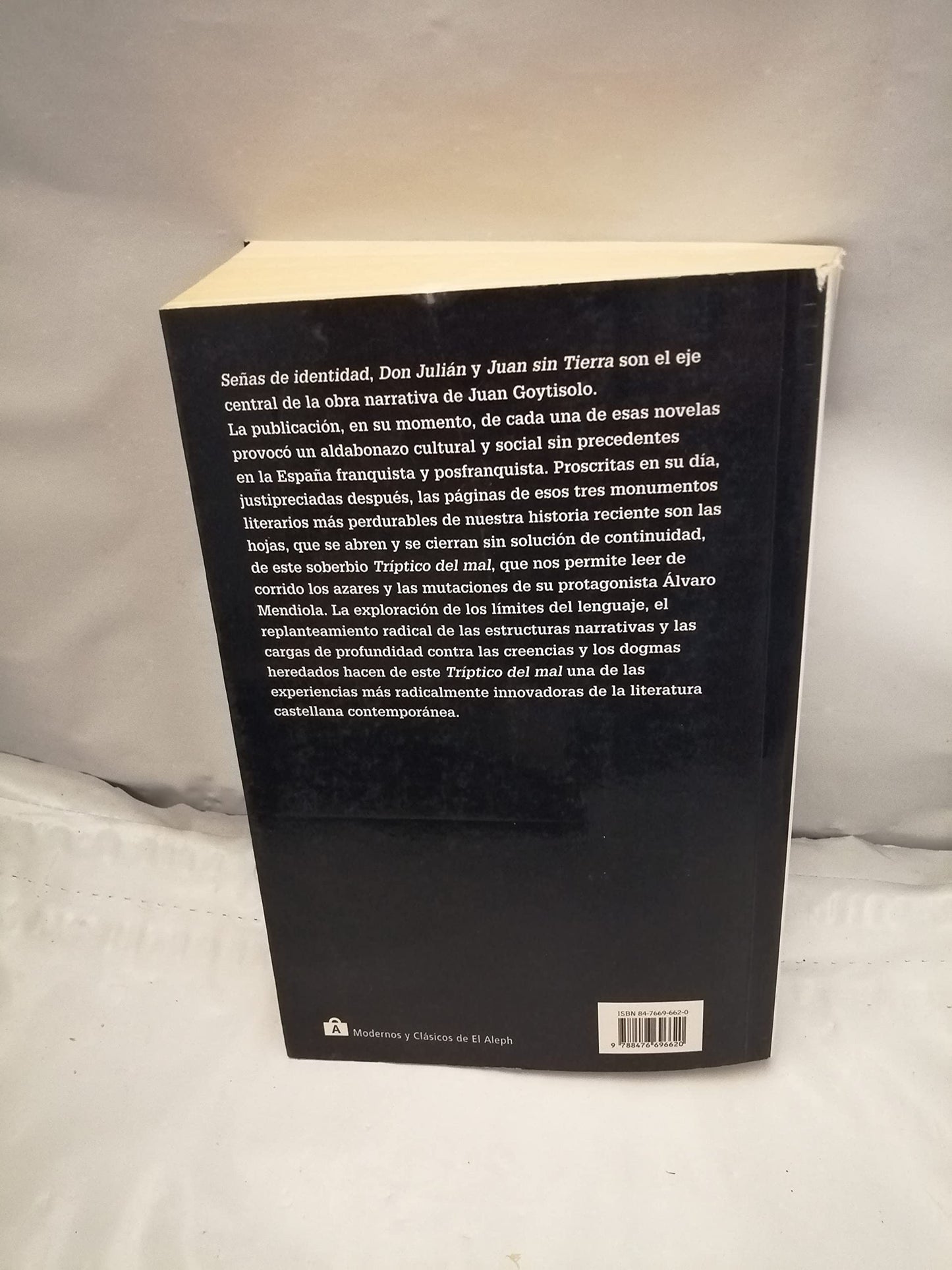 tríptico del mal: 200 (modernos y clásicos)