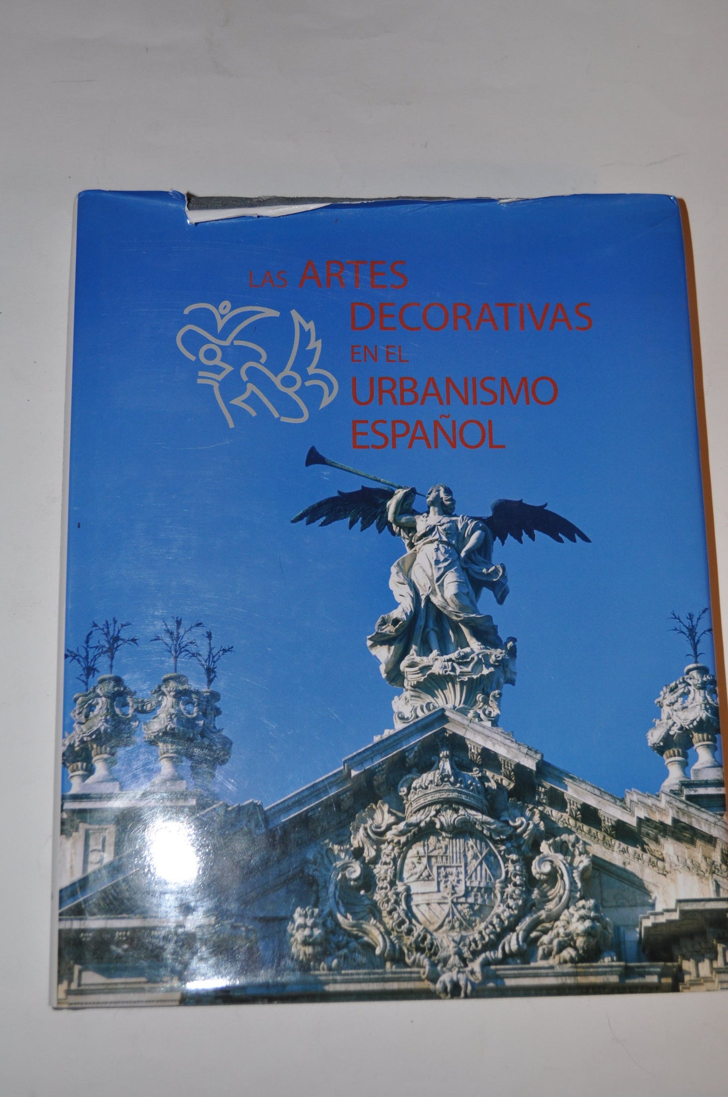 las artes decorativas en el urbanismo español.